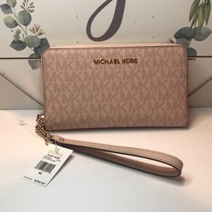 Michael Kors Jet Set Travel Wristlet